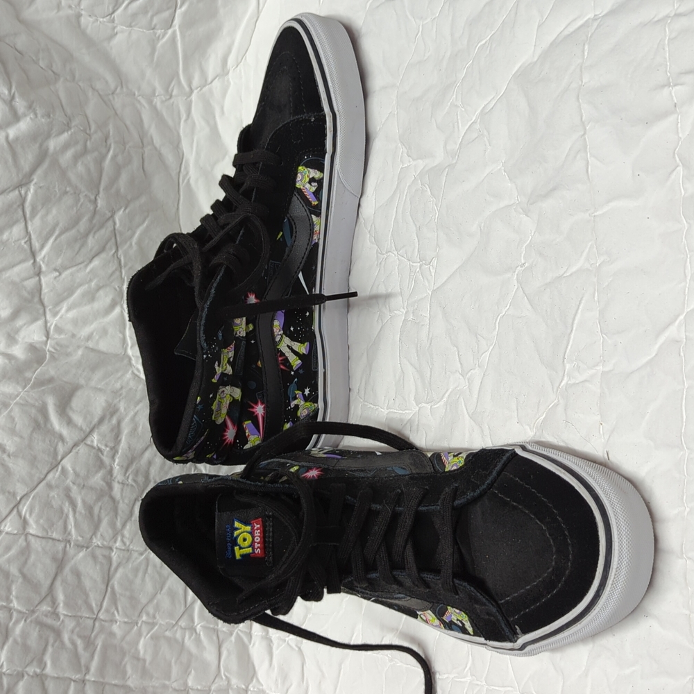 New Van Disney Pixar Toy Story Skate Hi Shoe Men's size 10.5